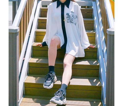 KINYE&#039;s Korean painting shirt - White